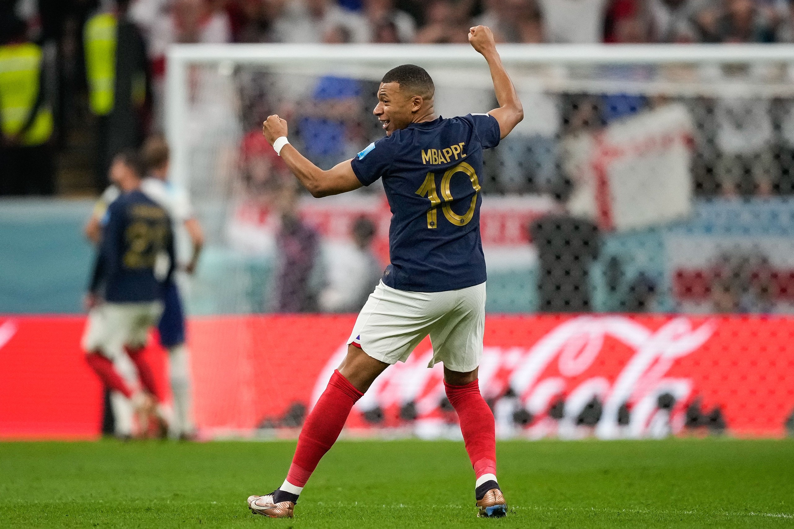 开云-姆巴佩重返赛场,锐不可当首场状态出色,TL观众沸腾!气势如虹延续-开云